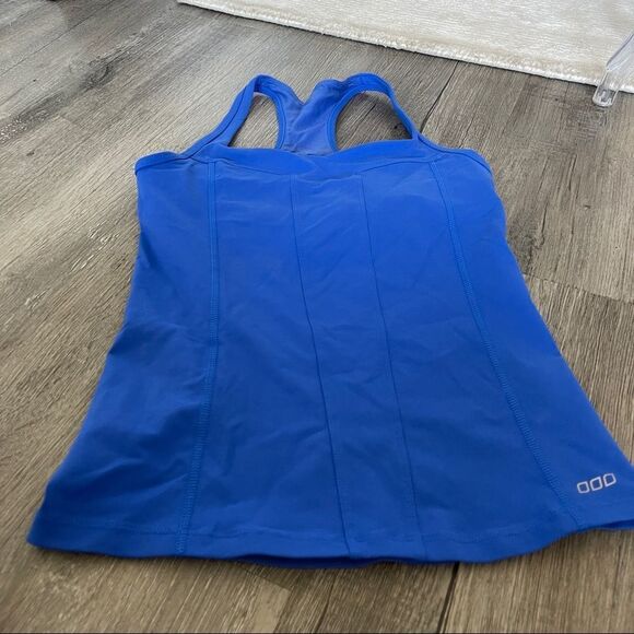 Lorna Jane racerback Tank Top - Picture 2 of 11